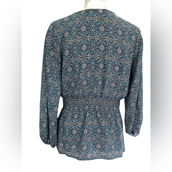 Max Studio Blue Floral Boho Peplum Blouse Tie Waist V-Neck Long Sleeve M - Picture 4 of 9